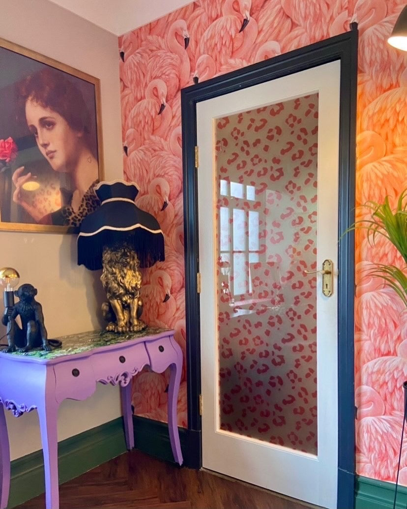 Window Vinyl: Glamour Puss